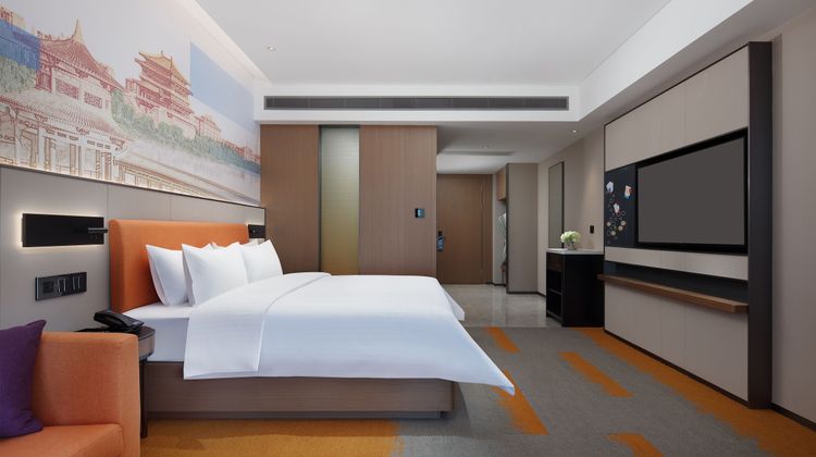 Hampton by Hilton Glorious Center Room