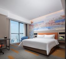 Hampton by Hilton Glorious Center Room
