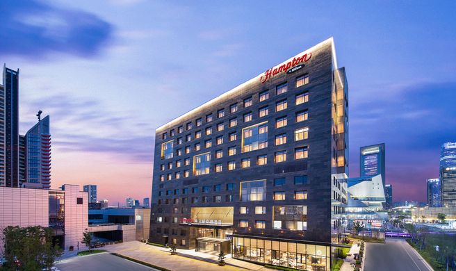 Hampton by Hilton Eastern New Town Exterior