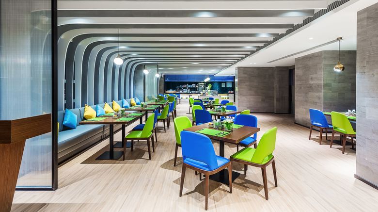<b>Hampton GYS Lizhou Restaurant</b>. Images powered by <a href="https://www.leonardoworldwide.com/" title="Leonardo Worldwide" target="_blank">Leonardo</a>.