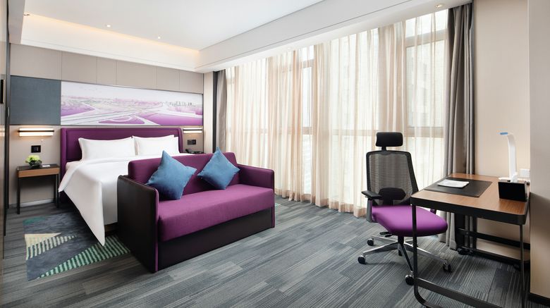 <b>Hampton by Hilton Linyi Yihe River Room</b>. Images powered by <a href="https://www.leonardoworldwide.com/" title="Leonardo Worldwide" target="_blank">Leonardo</a>.