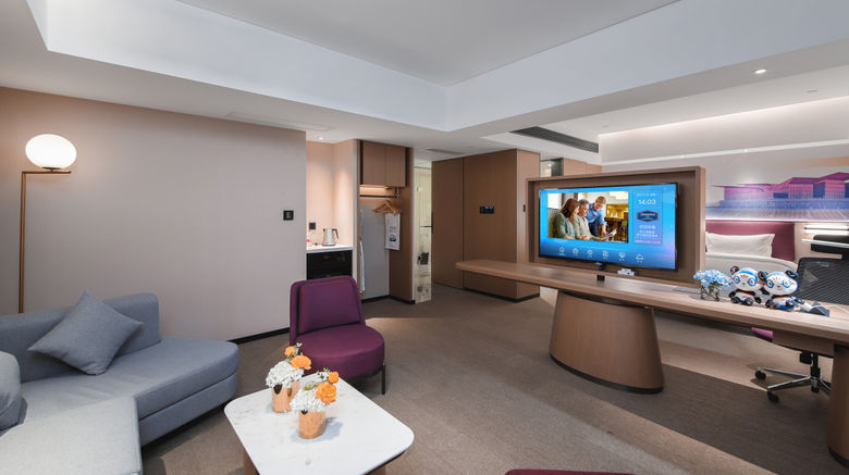 <b>Lianyungang Shijiyuan Intl Hotel Room</b>. Images powered by <a href="https://www.leonardoworldwide.com/" title="Leonardo Worldwide" target="_blank">Leonardo</a>.