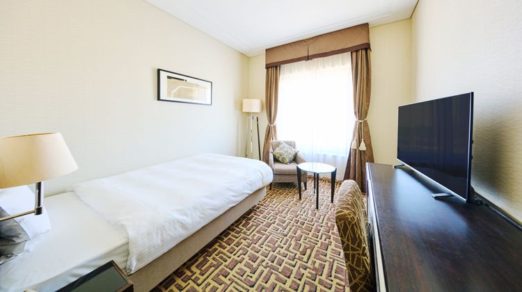 Okura Chiba Hotel Room