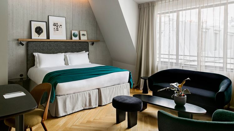 Hotel National des Arts et Metiers Room