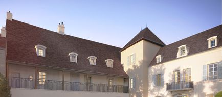 Chateau de la Commaraine Exterior