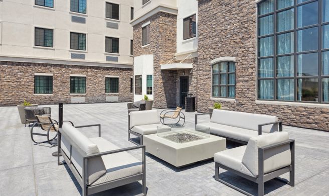 Staybridge Suites Sacramento-Woodland Exterior