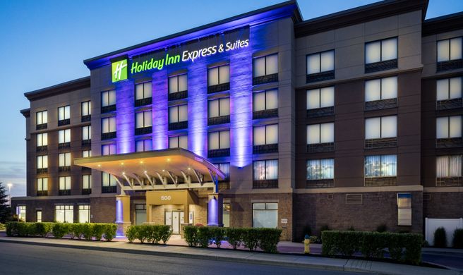 Holiday Inn Express & Suites Orleans SW Exterior