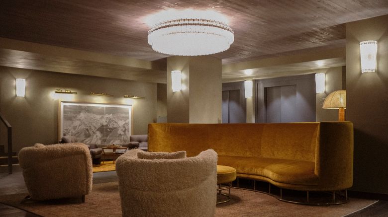 <b>Le Fitz Roy Lobby</b>. Images powered by <a href="https://www.leonardoworldwide.com/" title="Leonardo Worldwide" target="_blank">Leonardo</a>.