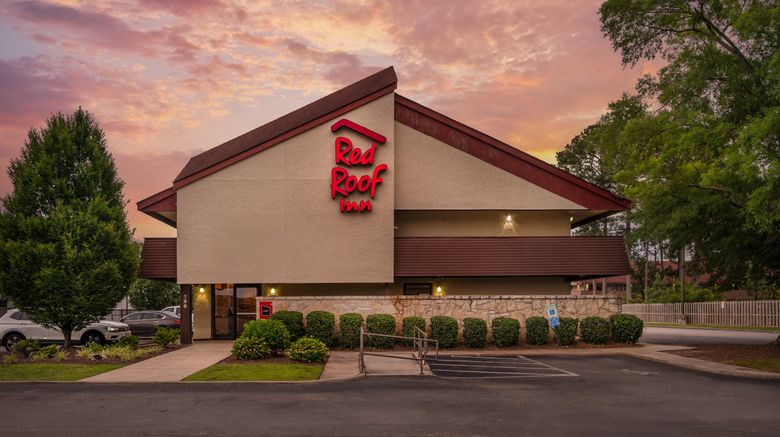 <b>Red Roof Inn Virginia Beach Exterior</b>. Images powered by <a href="https://www.leonardoworldwide.com/" title="Leonardo Worldwide" target="_blank">Leonardo</a>.