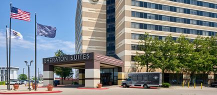 Sheraton Suites Chicago O'Hare Exterior