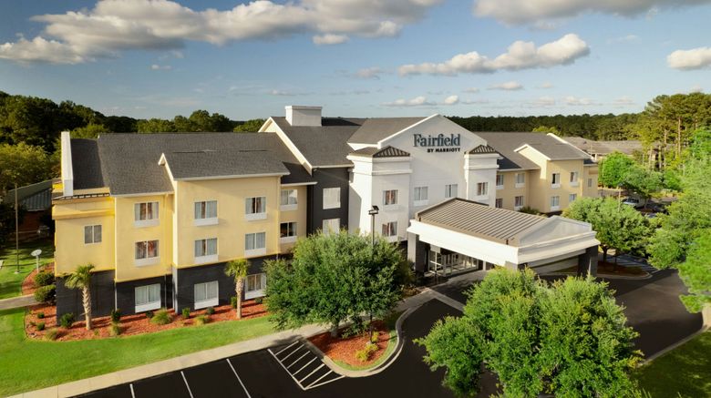 Fairfield Inn  and  Suites Charleston North/ Exterior. Images powered by <a href="https://www.leonardoworldwide.com" target="_blank" rel="noopener">Leonardo</a>.