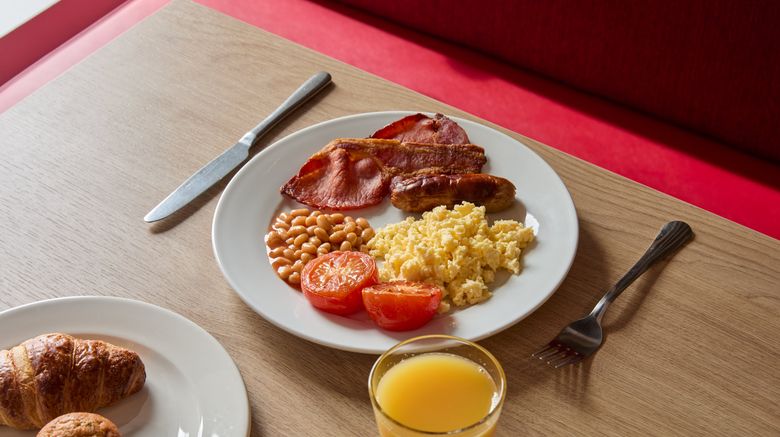 <b>Holiday Inn Express London - Limehouse Restaurant</b>. Images powered by <a href="https://www.leonardoworldwide.com/" title="Leonardo Worldwide" target="_blank">Leonardo</a>.