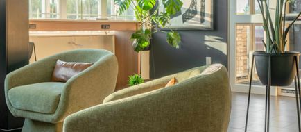 The Block Hotel Lobby