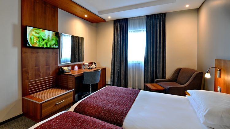 City Lodge Hotel Waterfall City Midrand Room