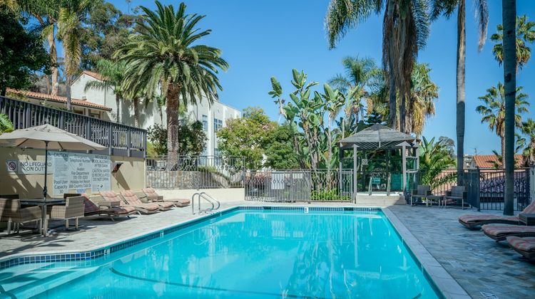 Catalina Canyon Inn Pool
