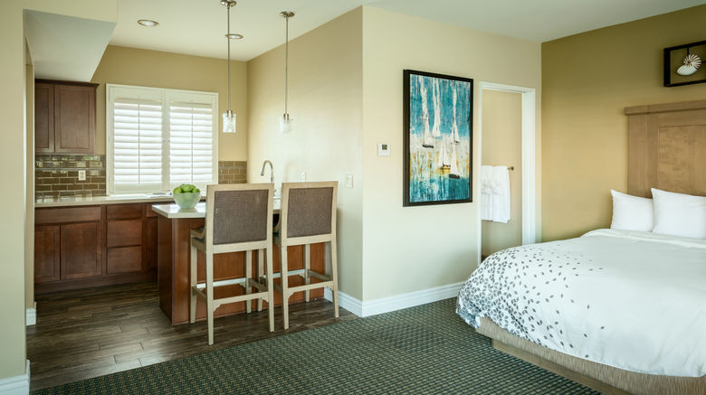 <b>Pacific Shores Inn Room</b>. Images powered by <a href="https://www.leonardoworldwide.com/" title="Leonardo Worldwide" target="_blank">Leonardo</a>.