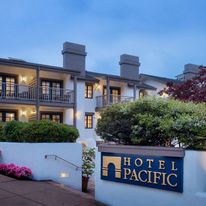 Hotel Pacific