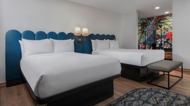 <b>Catalina Canyon Inn Room</b>. Images powered by <a href="https://www.leonardoworldwide.com/" title="Leonardo Worldwide" target="_blank">Leonardo</a>.