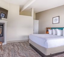Beachfront Manor Hotel Room