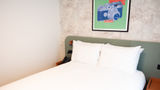 <b>Ibis Styles Reading Centre Room</b>. Images powered by <a href="https://www.leonardoworldwide.com/" title="Leonardo Worldwide" target="_blank">Leonardo</a>.