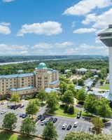 Renaissance Shoals Resort & Spa