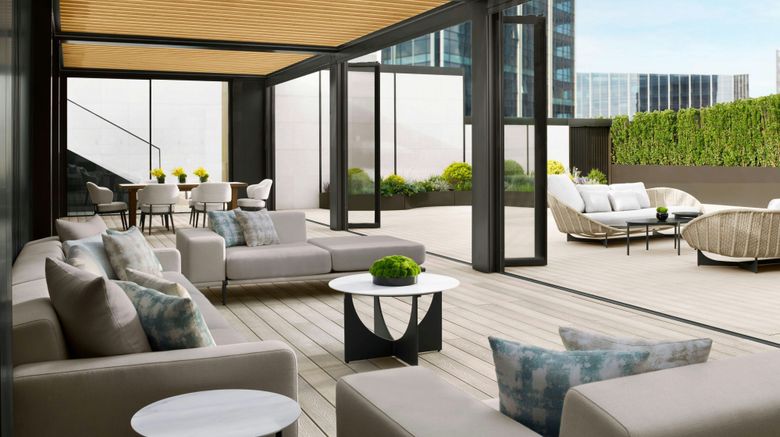 <b>The Ritz Carlton Suzhou Suite</b>. Images powered by <a href="https://www.leonardoworldwide.com/" title="Leonardo Worldwide" target="_blank">Leonardo</a>.