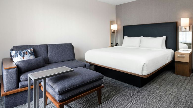 <b>Courtyard Charlotte City Center Room</b>. Images powered by <a href="https://www.leonardoworldwide.com/" title="Leonardo Worldwide" target="_blank">Leonardo</a>.