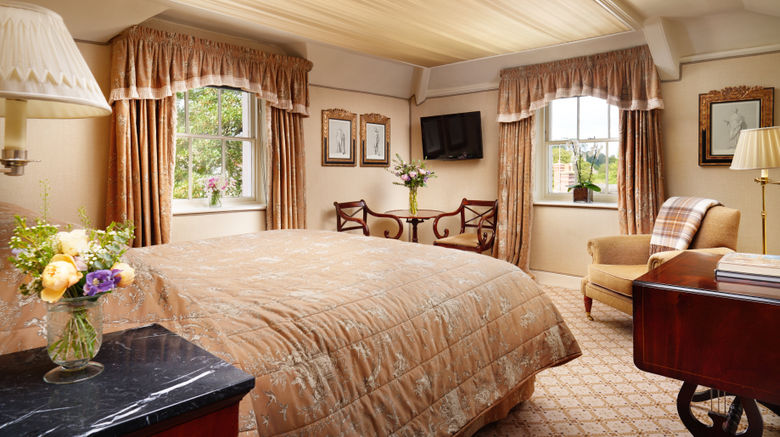<b>Summer Lodge Country House & Spa Room</b>. Images powered by <a href="https://www.leonardoworldwide.com/" title="Leonardo Worldwide" target="_blank">Leonardo</a>.