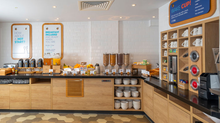 Holiday Inn Express Exeter-City Centre Restaurant