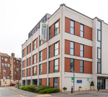 Holiday Inn Express Exeter-City Centre Exterior