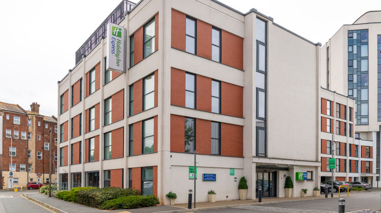 Holiday Inn Express Exeter-City Centre Exterior