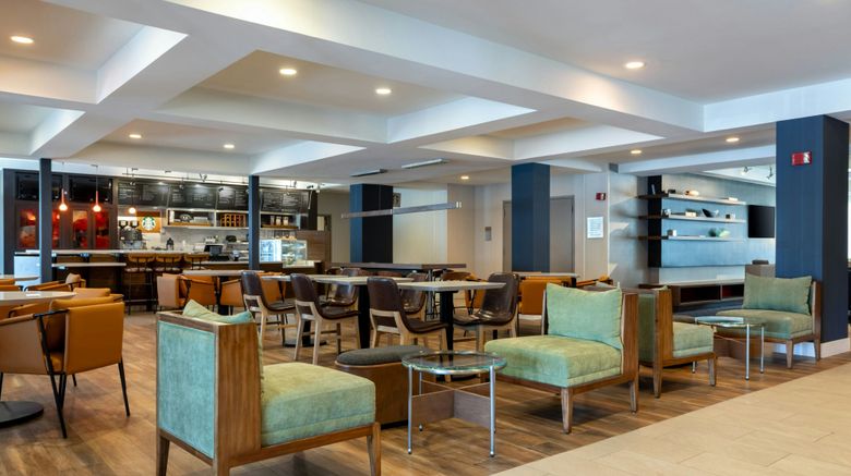 <b>Courtyard N. Charleston Airport/Coliseum Lobby</b>. Images powered by <a href="https://www.leonardoworldwide.com/" title="Leonardo Worldwide" target="_blank">Leonardo</a>.