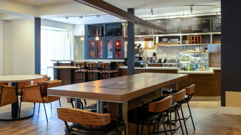<b>Courtyard N. Charleston Airport/Coliseum Restaurant</b>. Images powered by <a href="https://www.leonardoworldwide.com/" title="Leonardo Worldwide" target="_blank">Leonardo</a>.
