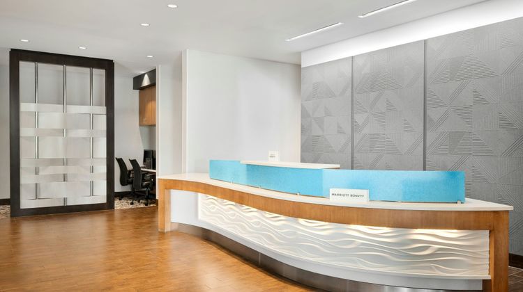 SpringHill Suites Munster Lobby