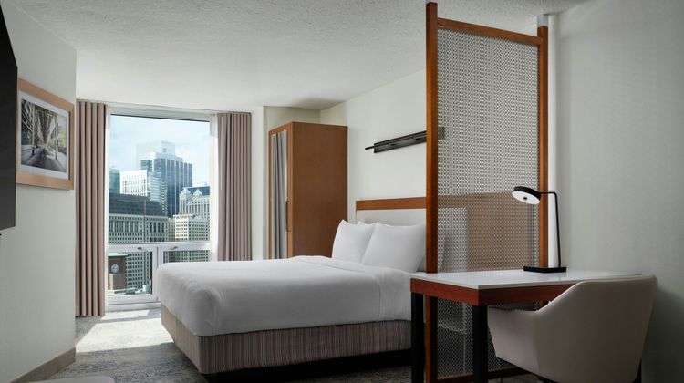 SpringHill Suites Downtown/River North Suite