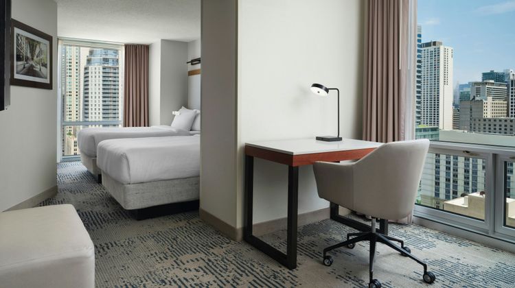 SpringHill Suites Downtown/River North Suite
