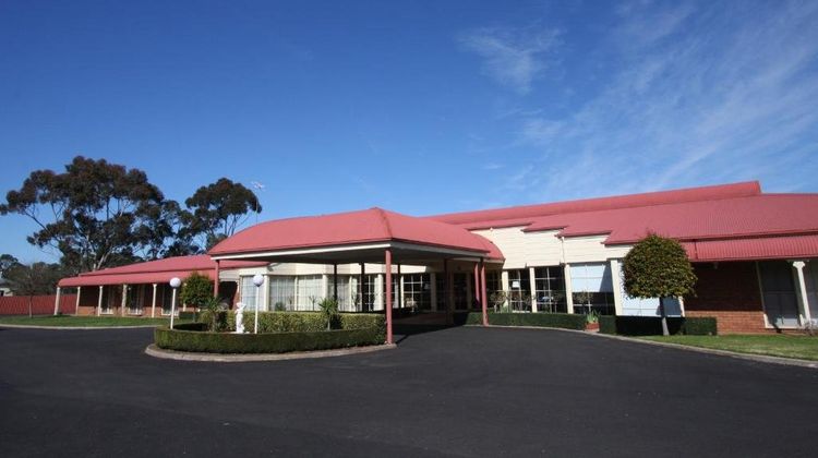 Grange Burn Motel Exterior