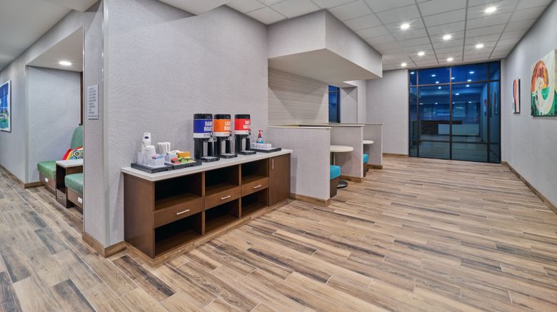 <b>Hampton Inn Hilton UN Medical Ctr Restaurant</b>. Images powered by <a href="https://www.leonardoworldwide.com/" title="Leonardo Worldwide" target="_blank">Leonardo</a>.
