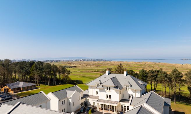 Dunluce Lodge Exterior