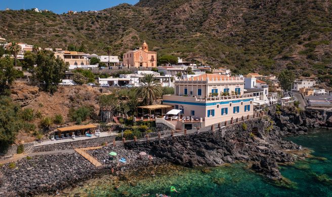 L'Ariana Isole Eolie Exterior