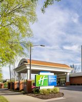 Holiday Inn Express & Suites Augusta