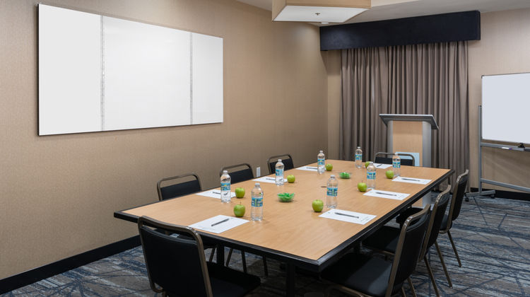 Holiday Inn Exp Miami Arpt Blue Lagoon Meeting