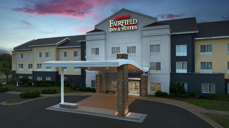 <b>Fairfield Inn & Suites Rogers Exterior</b>. Images powered by <a href="https://www.leonardoworldwide.com/" title="Leonardo Worldwide" target="_blank">Leonardo</a>.