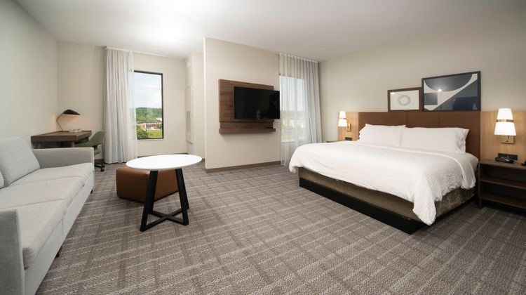 Staybridge Stes Cincinnati East-Milford Room