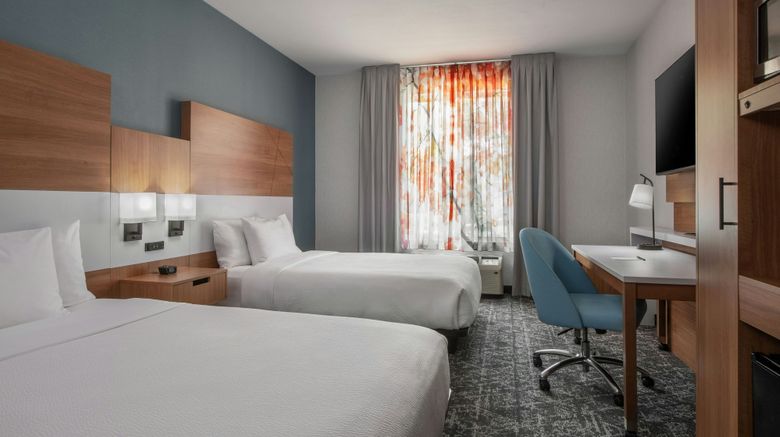 <b>Fairfield Inn & Suites Room</b>. Images powered by <a href="https://www.leonardoworldwide.com/" title="Leonardo Worldwide" target="_blank">Leonardo</a>.