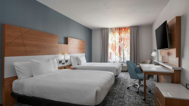 <b>Fairfield Inn & Suites Room</b>. Images powered by <a href="https://www.leonardoworldwide.com/" title="Leonardo Worldwide" target="_blank">Leonardo</a>.
