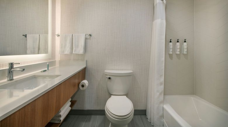 <b>Fairfield Inn & Suites Room</b>. Images powered by <a href="https://www.leonardoworldwide.com/" title="Leonardo Worldwide" target="_blank">Leonardo</a>.