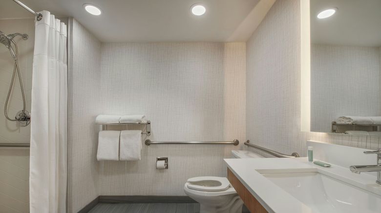 <b>Fairfield Inn & Suites Room</b>. Images powered by <a href="https://www.leonardoworldwide.com/" title="Leonardo Worldwide" target="_blank">Leonardo</a>.