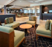 Courtyard by Marriott Philadelphia Devon Lobby