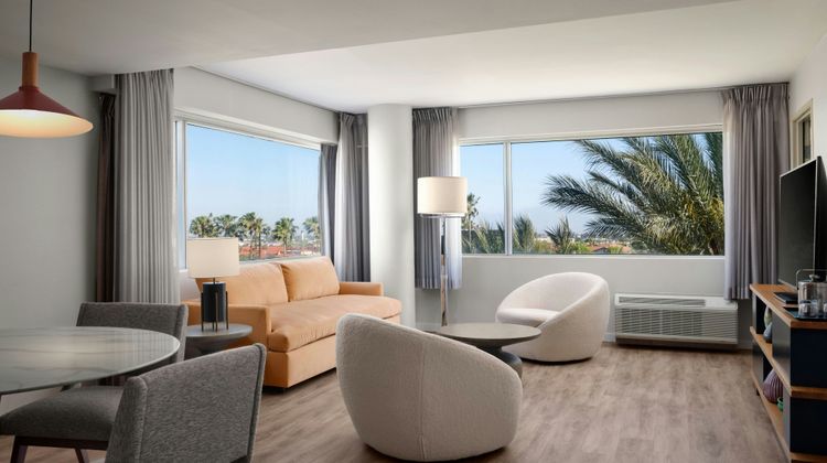 Sheraton Ontario Airport Hotel Room